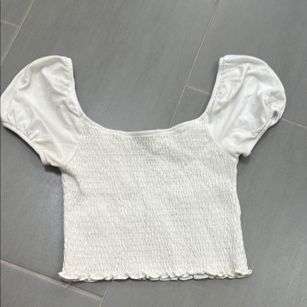 Hollister smocked white puff sleeve top